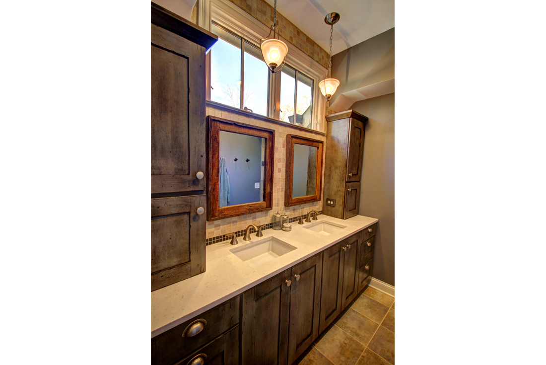 craftsman custom home master bath