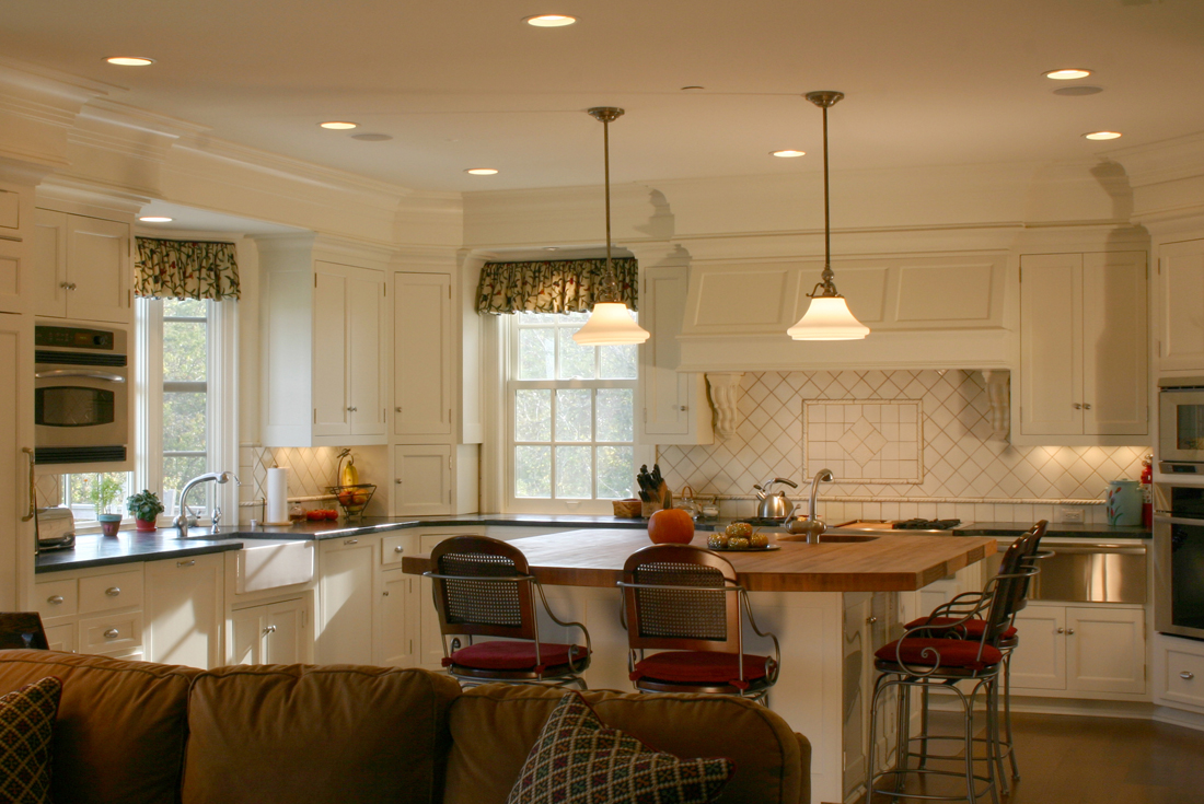 farmhouse kitchen