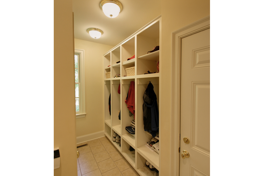 custom mudroom lockers