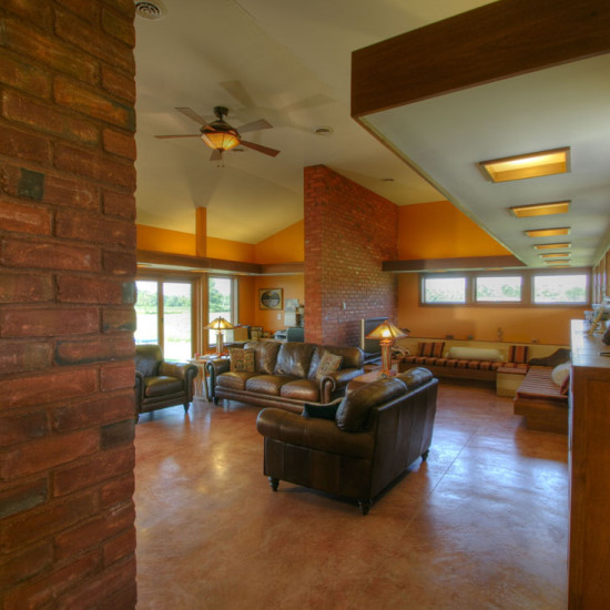 prairie ranch family room