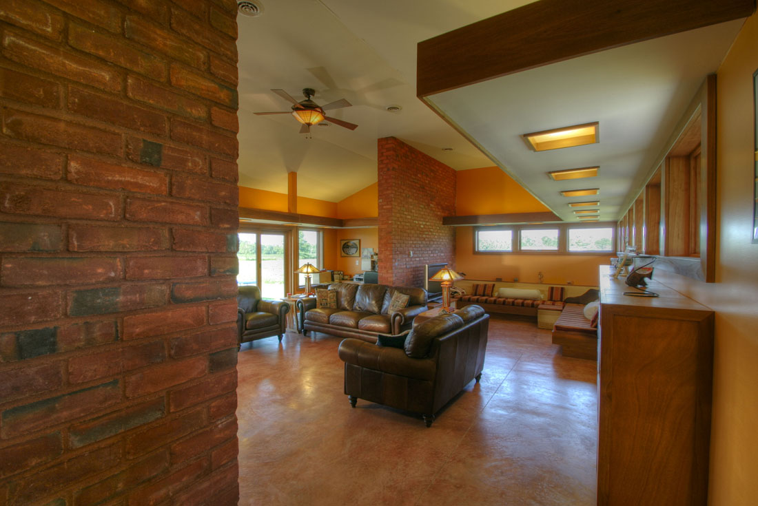 prairie ranch family room