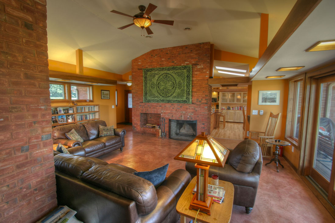 prairie ranch family room