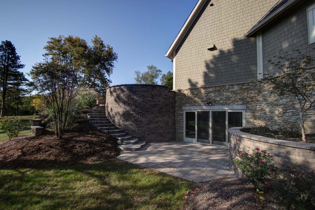 custom home patio walkout