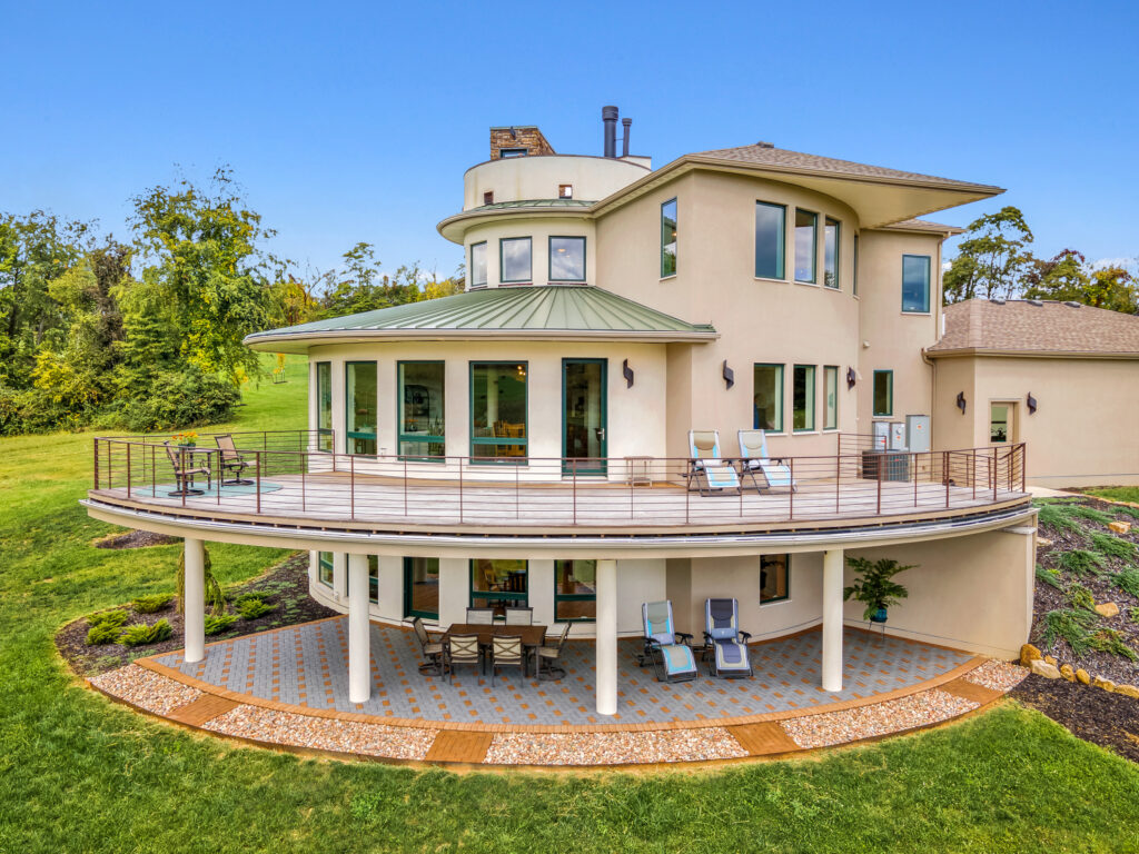 semi circular deck steel railing